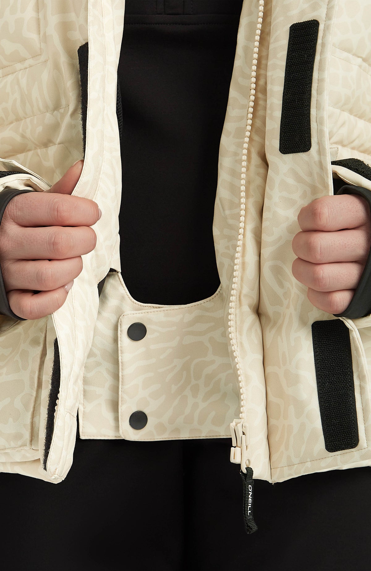 FWC'Cruz Hybrid Snow Jacket | Macaron Animalica