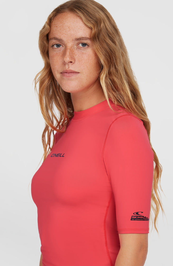 Essentials Short-Sleeve Skin | Froly