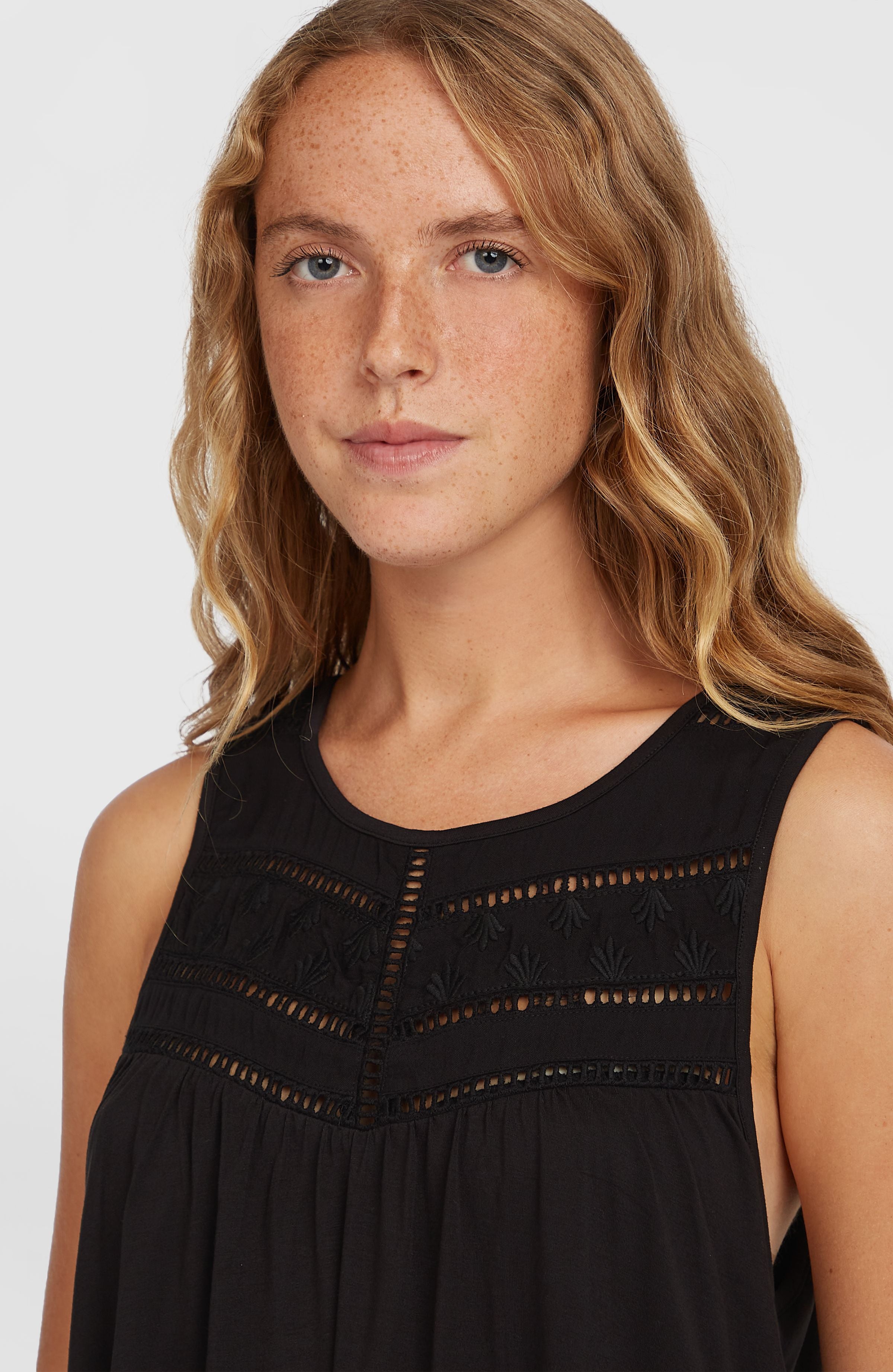Essentials Tokeena Embroidery Tank | Black Out – O'Neill
