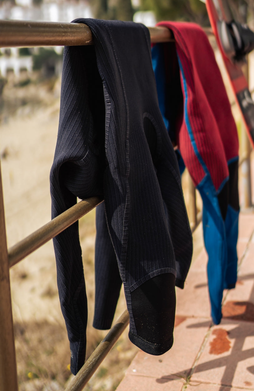 Hyperfreak Plus 4/3mm Chest Zip Overknee Wetsuit | BLACK/BLACK