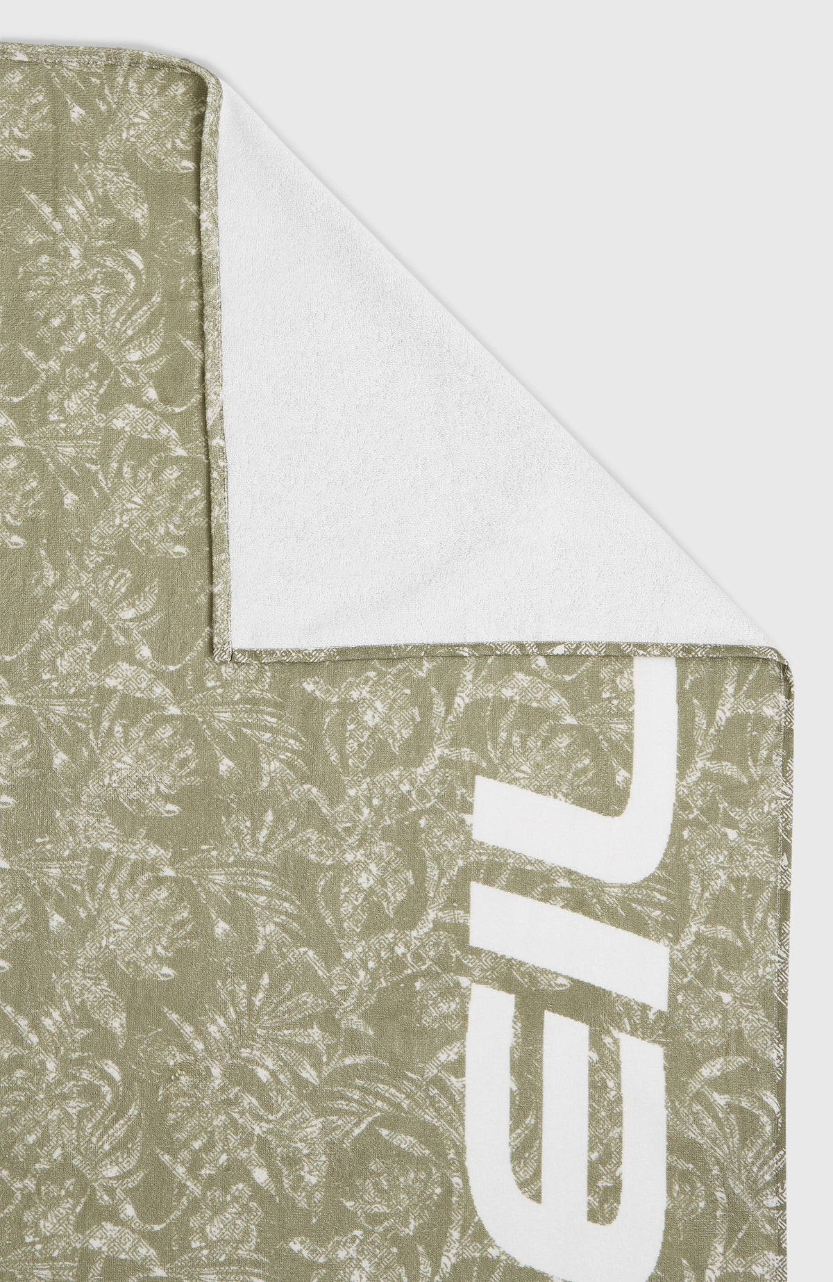 Seacoast Towel | Green Textured Jungle