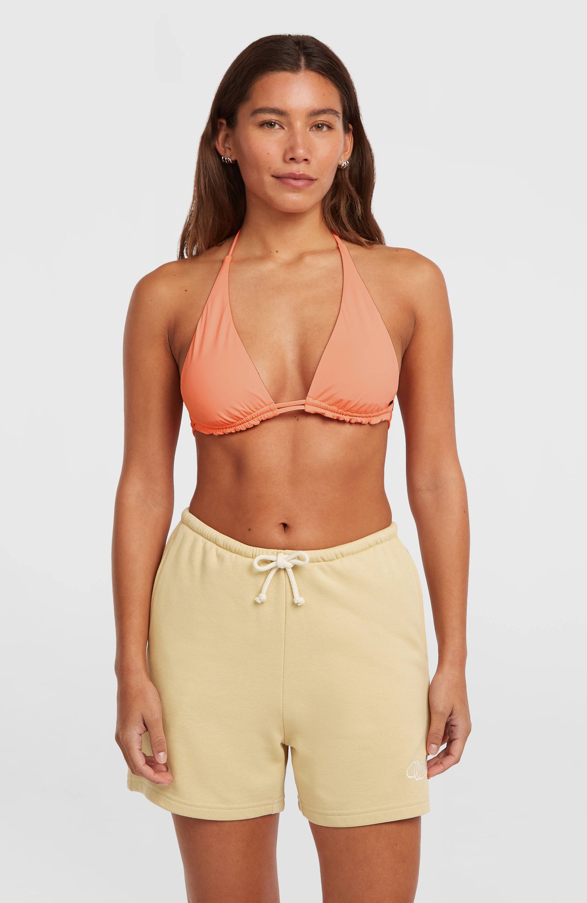 Essentials Script Sweatshorts | Cocoa Sand