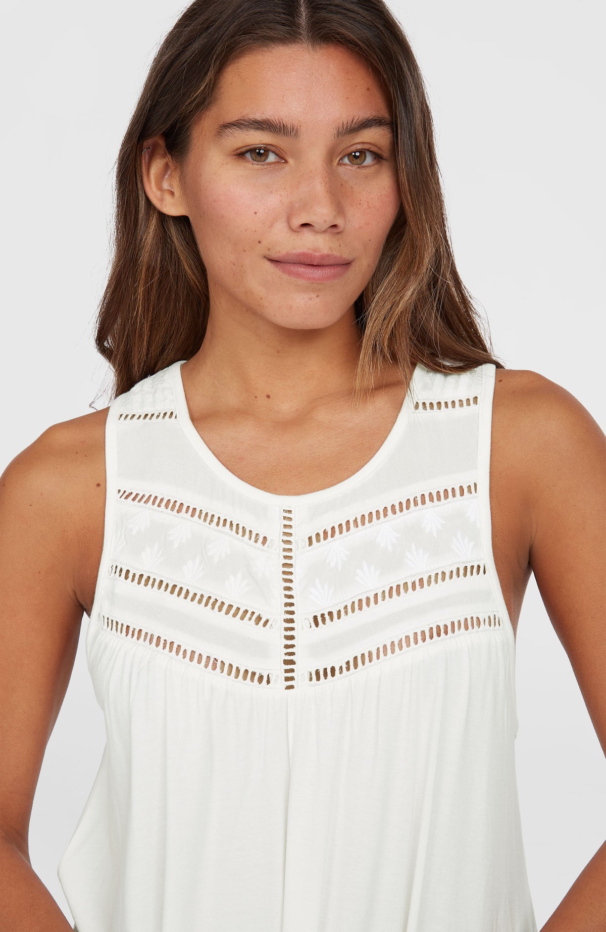 Essentials Tokeena Embroidery Tank | Snow White