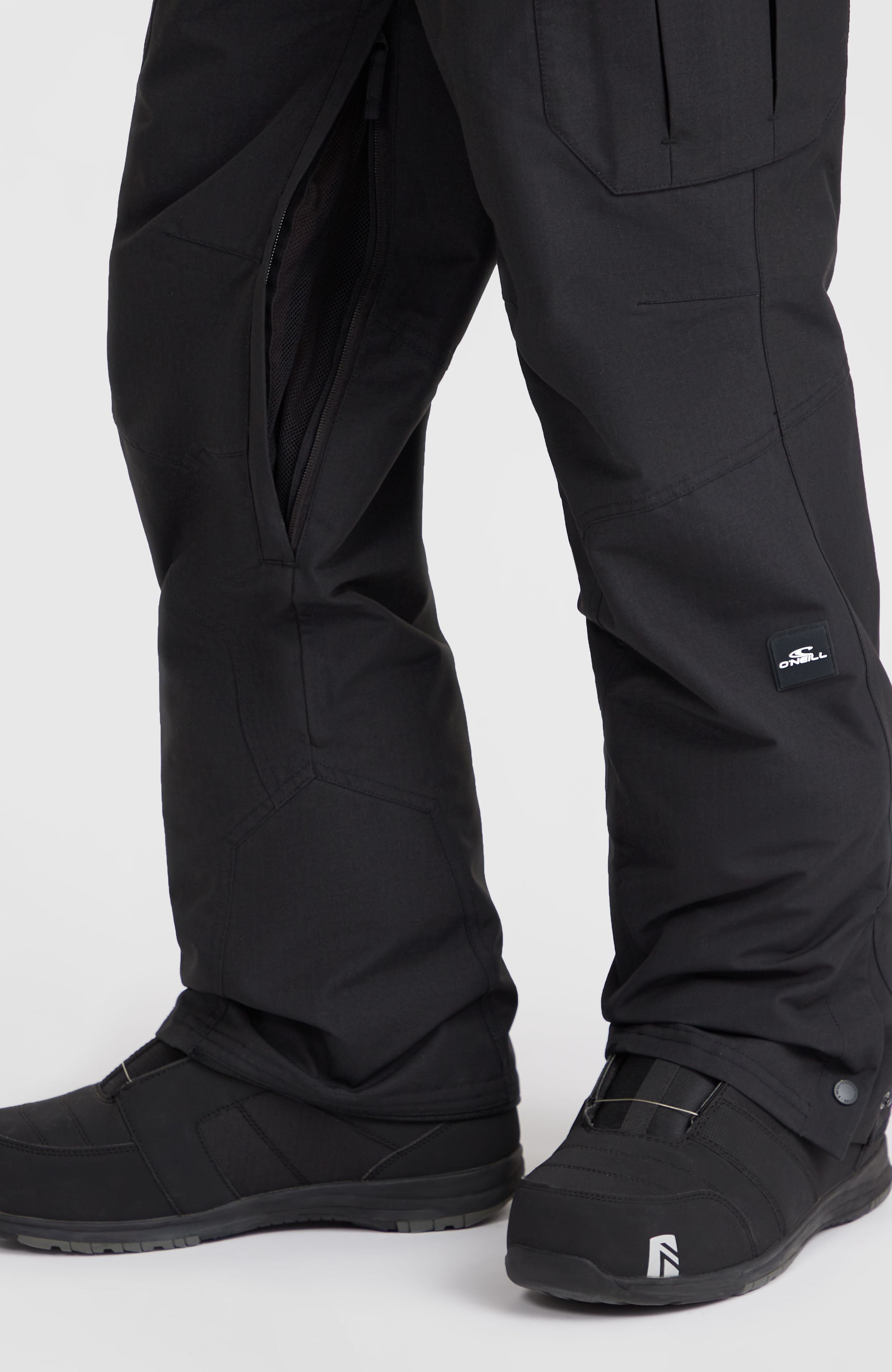 Utility Pro Regular Snow Pants | Black Out – O'Neill