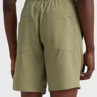 Utility 17'' Hybrid Shorts | Deep Lichen Green