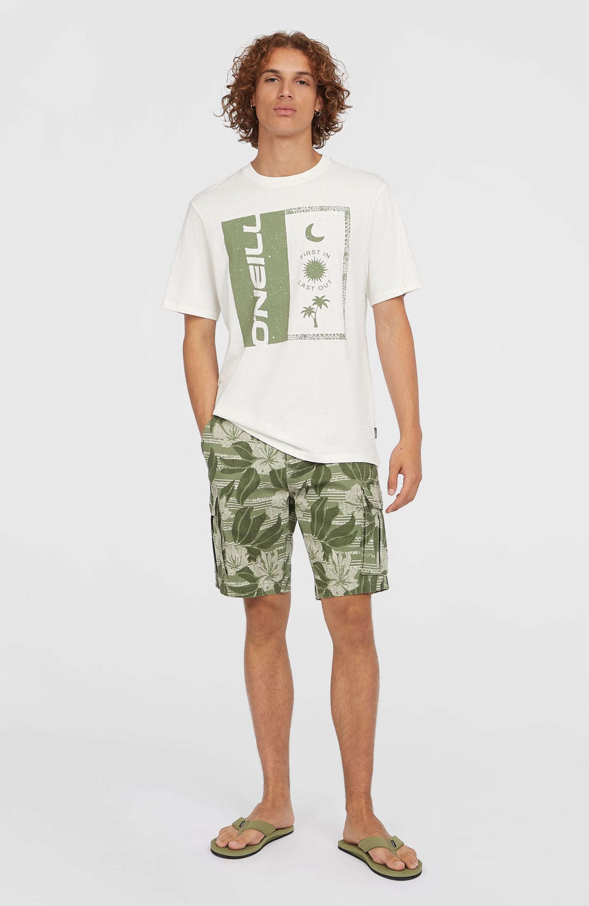 Essentials Cargo Shorts | Green Tonal Dusty Flower