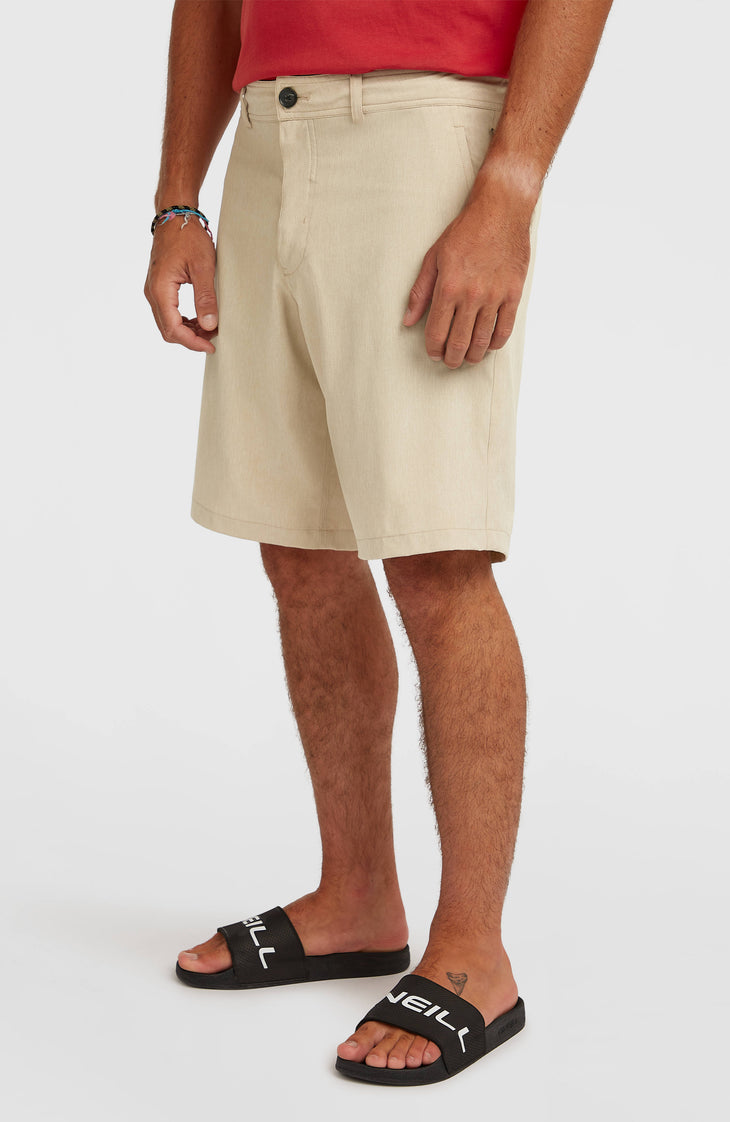 Hybrid 19" Melange Shorts | Cocoa Sand