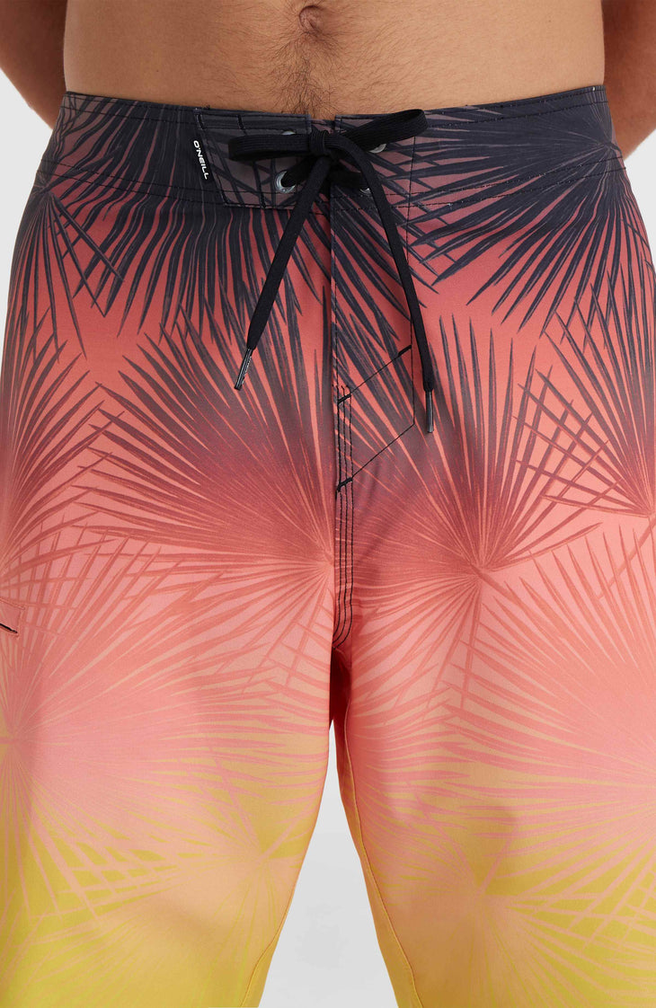 Hyperfreak Heat S-Seam Fade 21'' Boardshorts | Coral S-Seam Heat Fade