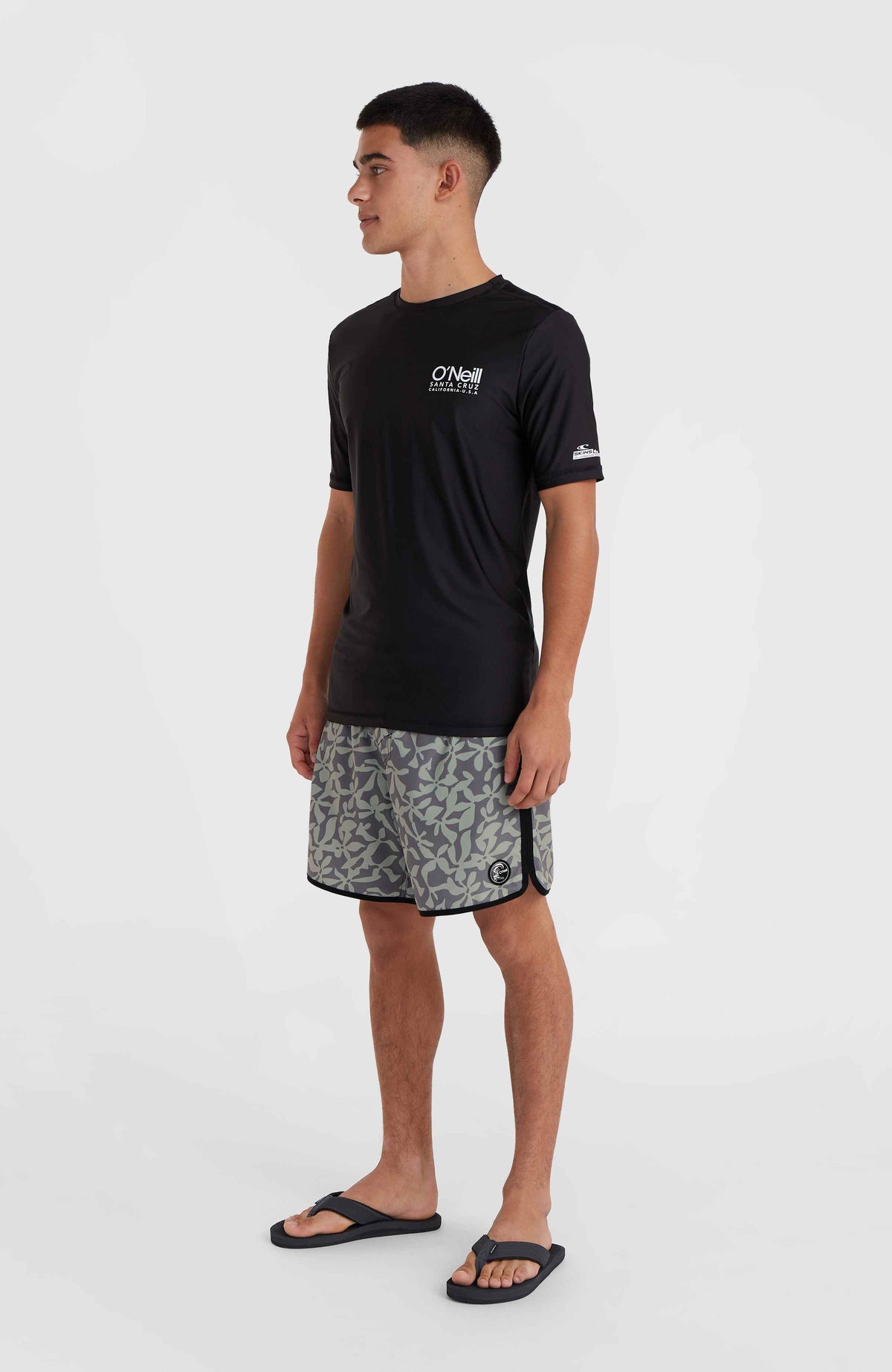 Essentials Cali Short Sleeve Skin | Black Out