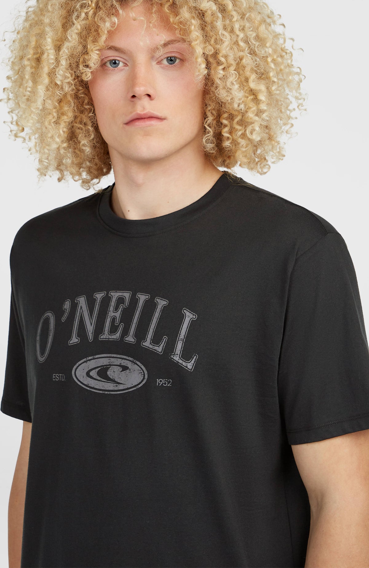 Muir T-Shirt | Black Out