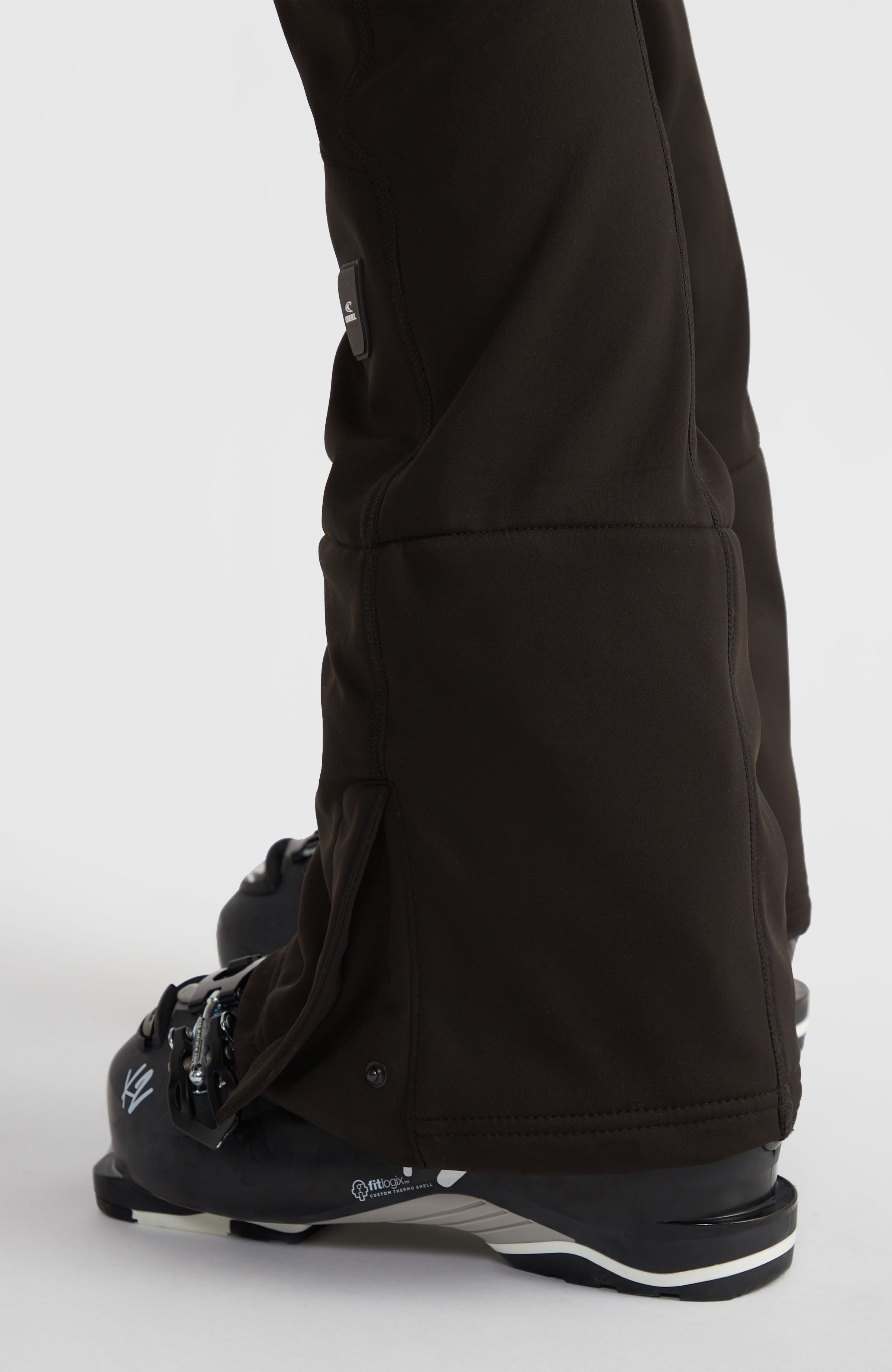 Blessed Softshell Hybrid Skinny Snow Pants | Black Out – O'Neill