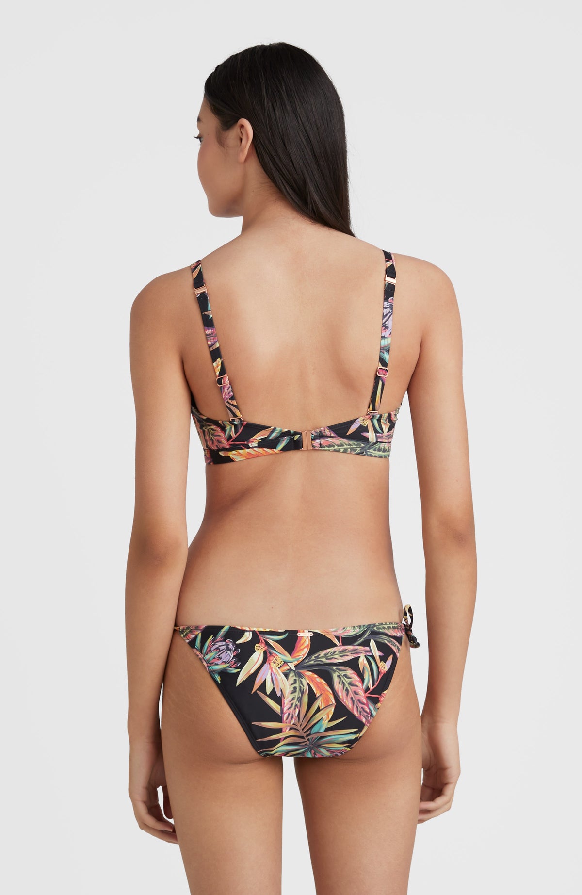 Bower - Vreeland Underwire Bikini Top - Sustainable Swimwear – Curate